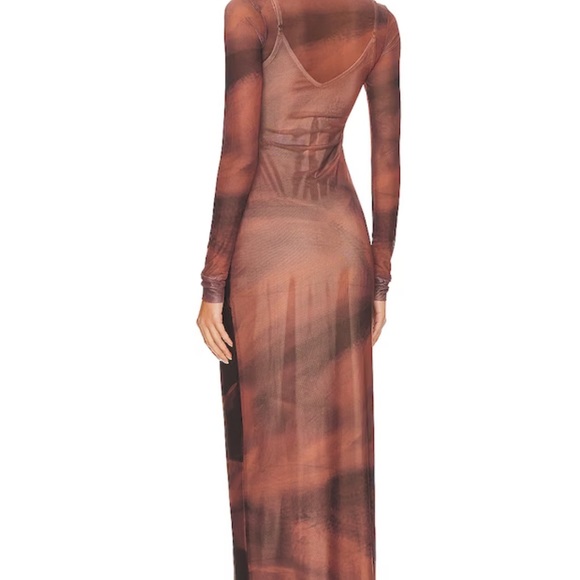 Billie Maxi Dress in Sienna Portrait - Picture 3 of 3